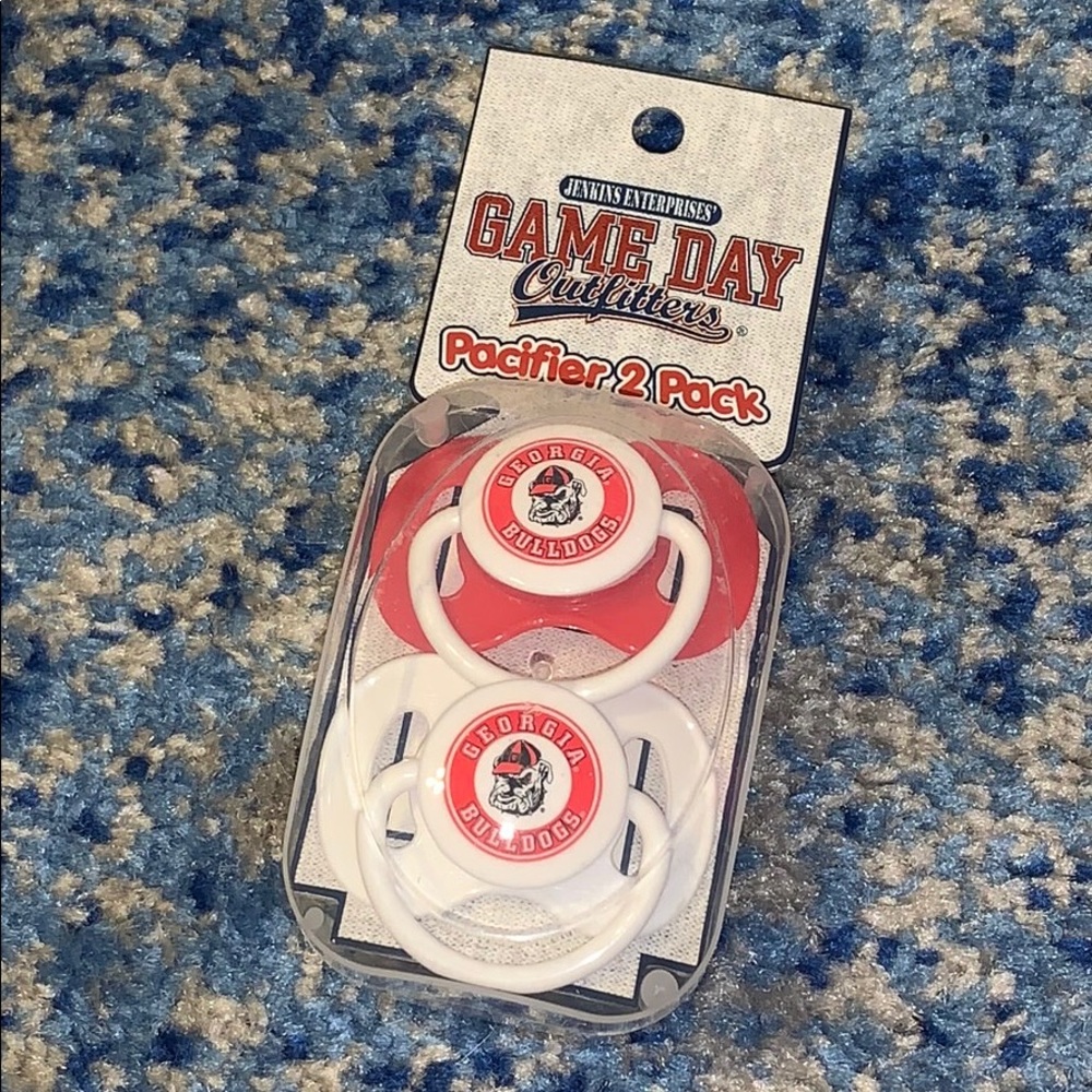 GEORGIA BULLDOGS PACIFIER SET BRAND NEW